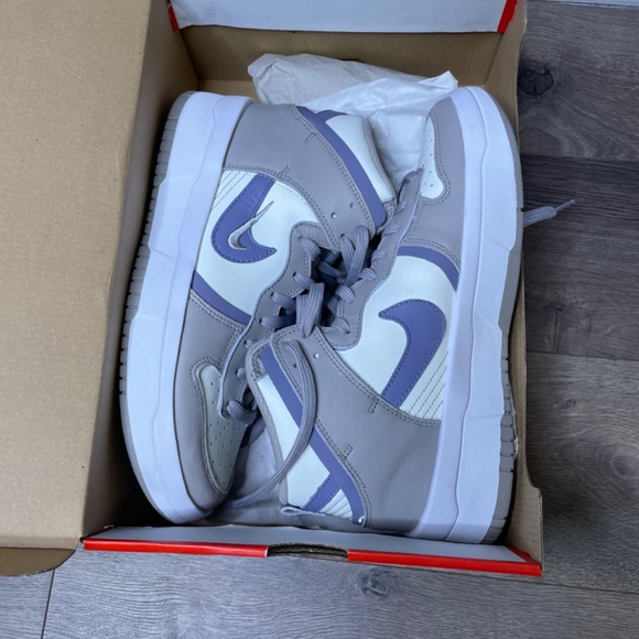 Nike Dunk High Up - Picture 3 of 6